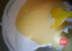 Illustration of how to make Matcha Chocolate Sandwich Pie 4