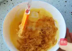 Illustration of how to make meat floss cake 4