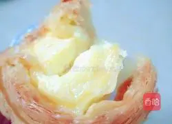 Illustration of how to make original Portuguese egg tart 11