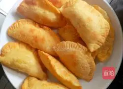 Illustration of how to make apple pie (shaped like dumplings) 4