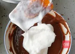 Illustration of how to make chiffon cake 7