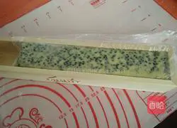 Illustration of how to make butter black sesame biscuits 6