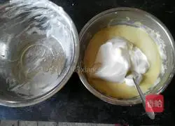 Spinach Chiffon Cake Recipe Illustration 9