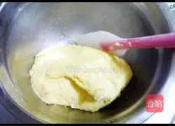 Illustration of how to make bear biscuits 3