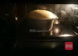 Illustration of how to make chiffon cake 8