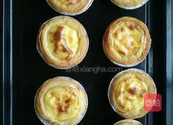 Illustration of how to make delicious egg tarts 7