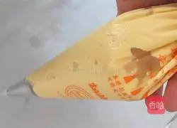 Baby egg yolk biscuits Practice illustration 6