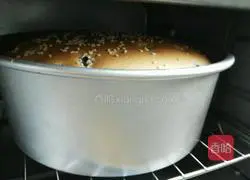 Red Bean Chiffon Cake Recipe Illustration 17