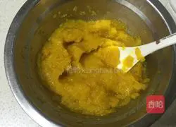 Pumpkin Chiffon Cake Recipe Illustration 4