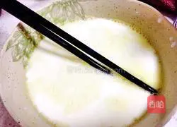 Illustration of how to make original whole egg tarts 3