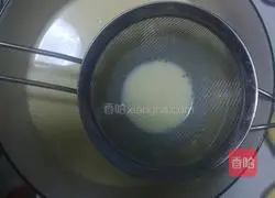 Illustration of how to make electric pancake egg tarts 4