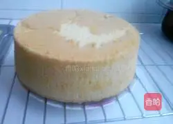 Illustration of how to make eight-inch chiffon cake 12