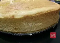 Illustration of how to make chiffon cake 9