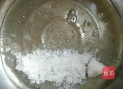 Illustration of how to make spinach puree mini cakes 8