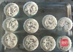 Illustration of how to make water-free and oil-free cupcakes 17