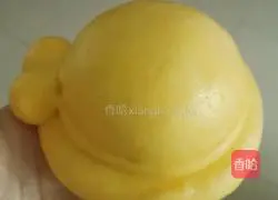 Illustration of how to make pumpkin steamed buns 15