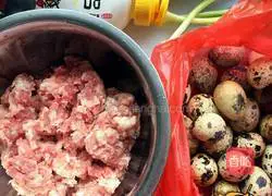 Illustration of how to make meat and egg tarts 1