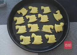 Illustration of how to make milk-flavored biscuits 12