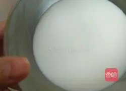 Illustration of how to make chiffon cake (eight inches) 2