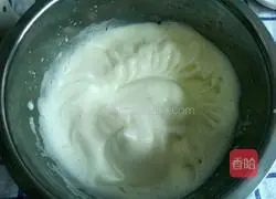 Red Velvet Chiffon Cupcake Recipe Illustration 8