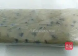 Illustration of how to make crispy blueberry cookies 5