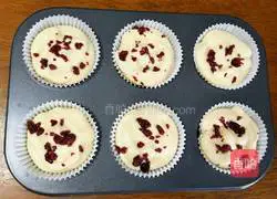 Cranberry Chiffon Cake Recipe Illustration 10