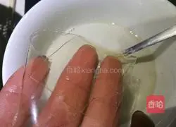 Illustration of how to make four-leaf clover mousse cake 6