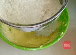 Illustration of how to make raisin cup cake 7