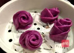 Illustration of how to make purple sweet potato flower steamed buns 7