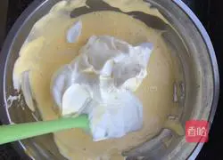 A must for tiramisu Illustration of making finger biscuits 4