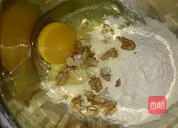 Illustration of how to make Haakon pie (traditional iron plate version of Haakon cake) 1