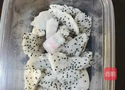 Illustration of how to make Matcha Vanilla Cookie Box 1