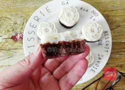 Illustration of making bean paste and yam cake 11