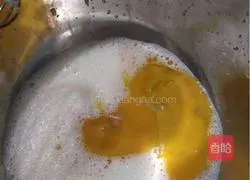 Portuguese Egg Tart Recipe Illustration 2