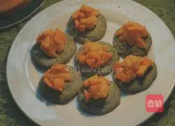 Illustration of how to make matcha mango tart 8