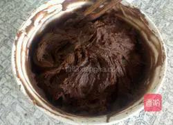 Illustration of how to make cracked chocolate cookies 8