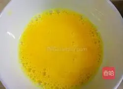 Illustration of how to make Portuguese egg tarts without evaporated milk 2