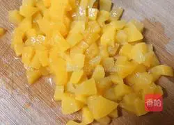 Yellow Peach Pie Recipe Illustration 2