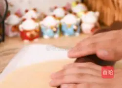 Illustration of how to make delicious glass heart cookies for foodies in 5 minutes 3