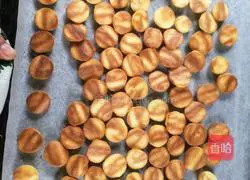 Illustration of how to make oil-free egg biscuits 17