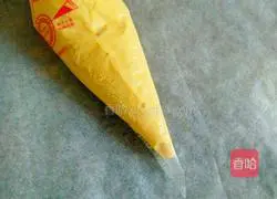 Illustration of how to make egg yolk biscuits 10