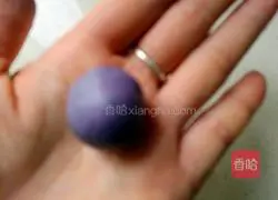 Illustration of how to make purple sweet potato balls 11
