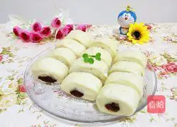 Illustration of how to make steamed buns with bean paste 15