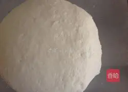 Illustration of how to make crispy green onion soda crackers 1