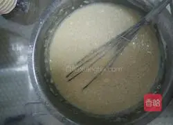 Illustration of how to make light cream condensed milk egg tart 7