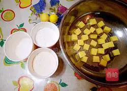 Illustration of making margarita cookies 1