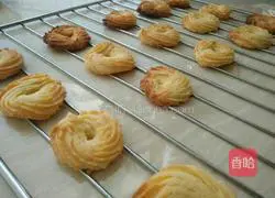 Illustration of how to make milk cookies 9