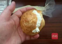 Illustration of how to make crispy puffs 16