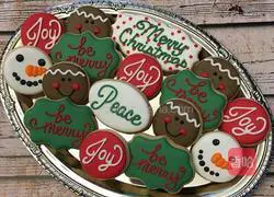 Illustration of making icing cookies 11