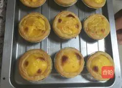 Illustration of homemade egg tarts 7